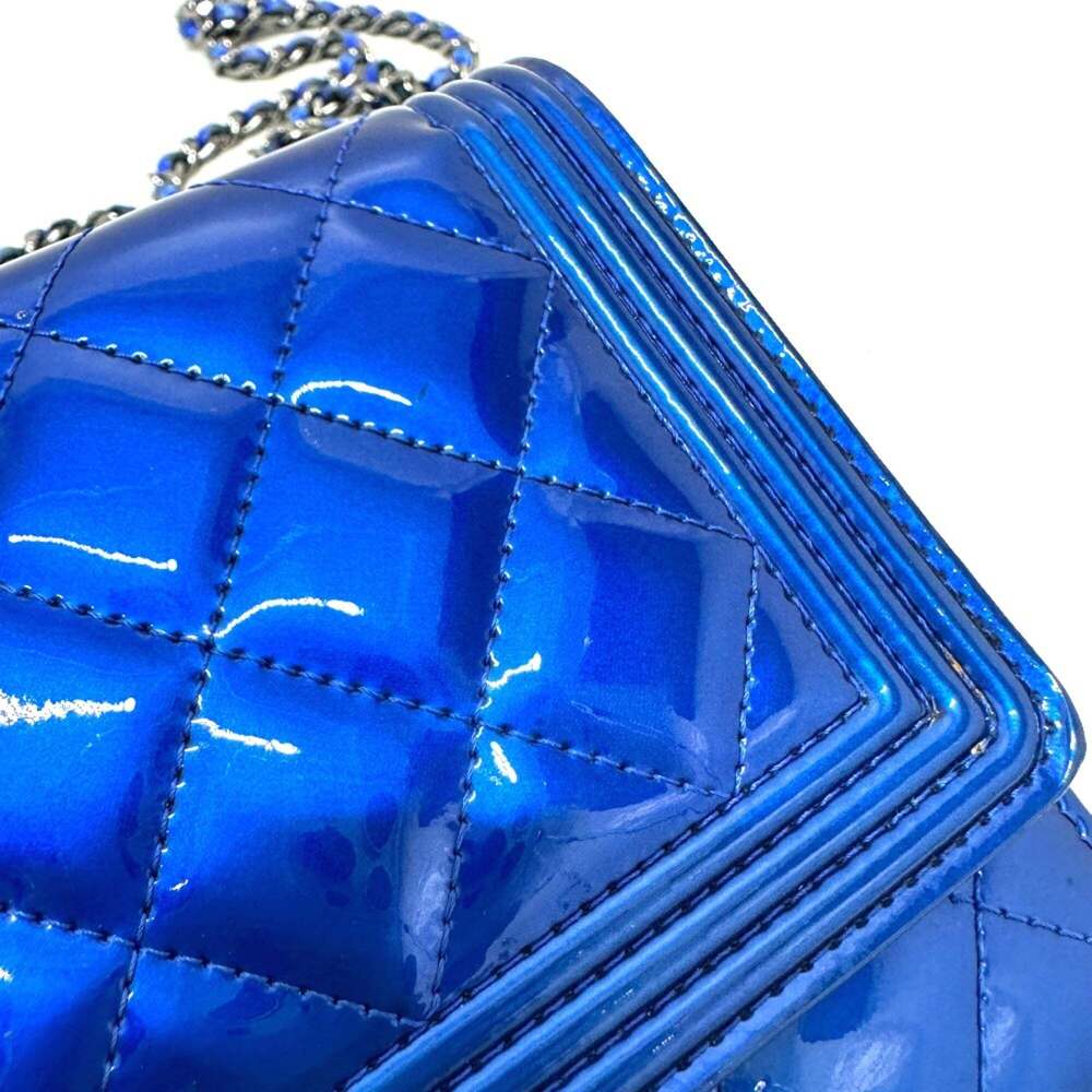 CHANEL Blue Shoulder Bag - Picture 8 of 16